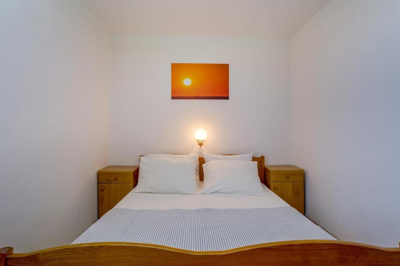 Apartmani Nadalina เวลิโลชิน ภายนอก รูปภาพ