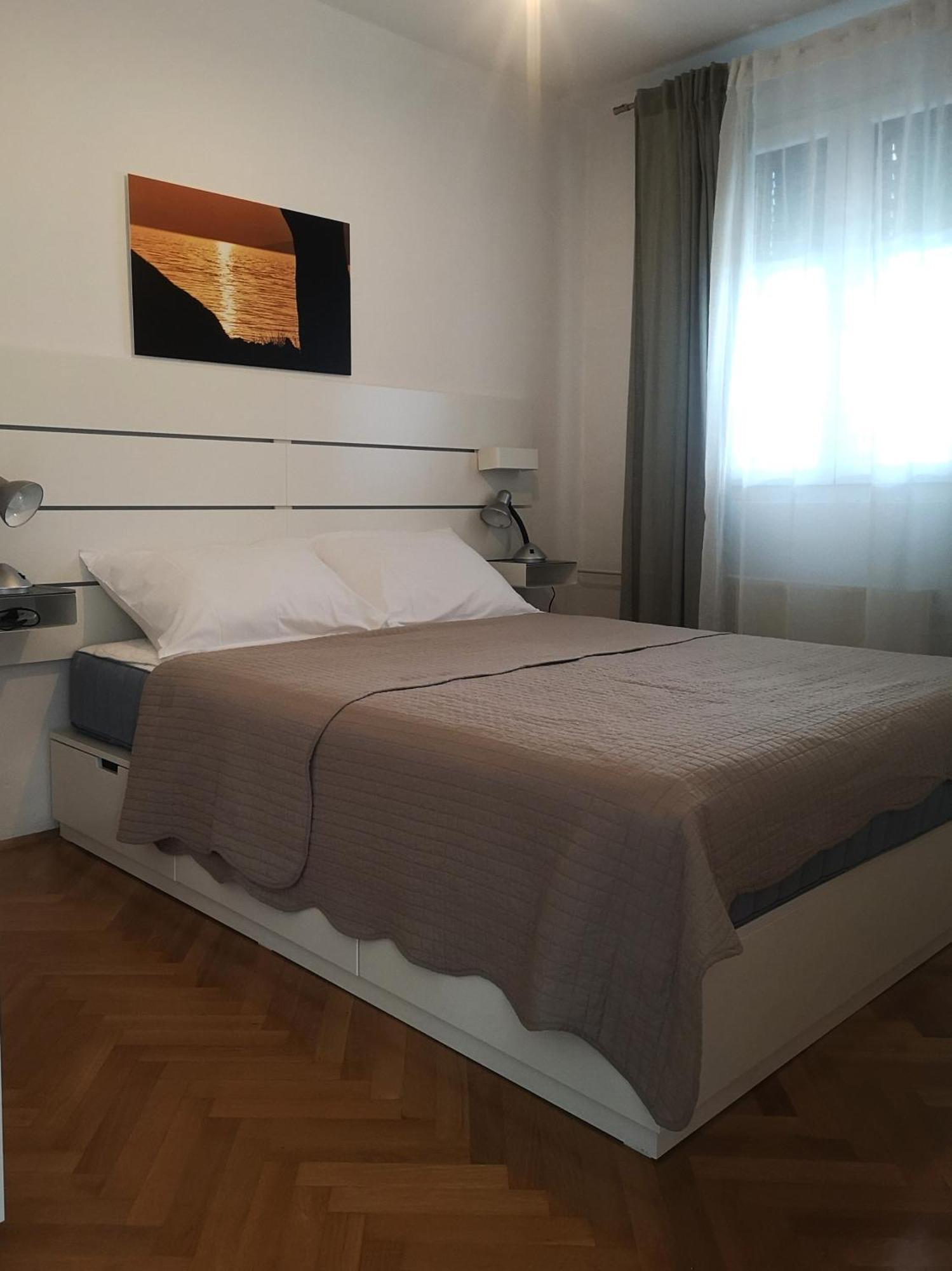 Apartmani Nadalina เวลิโลชิน ภายนอก รูปภาพ